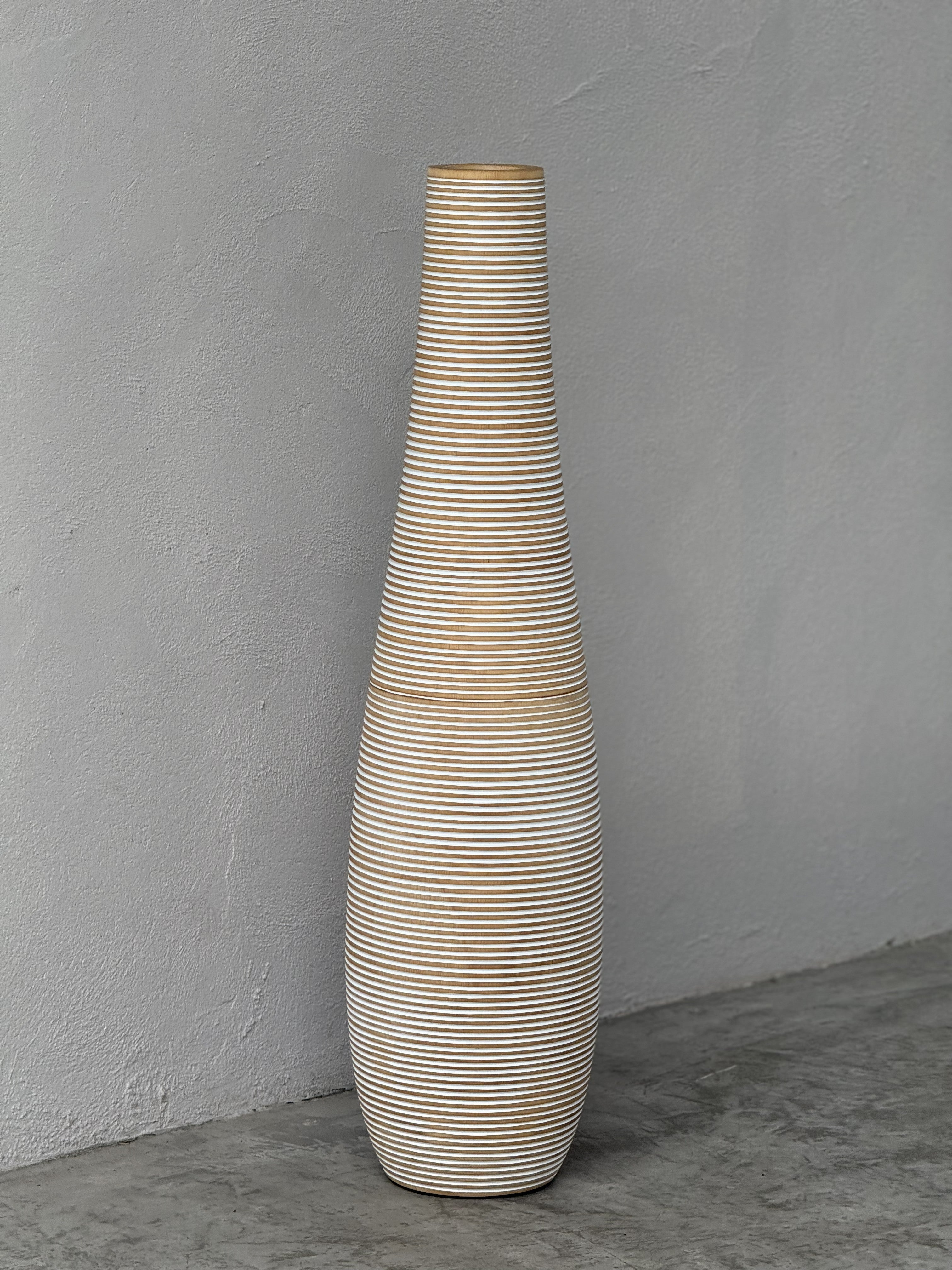  Sensai Rin houten vloervaas H80 suar hout naturel - wit